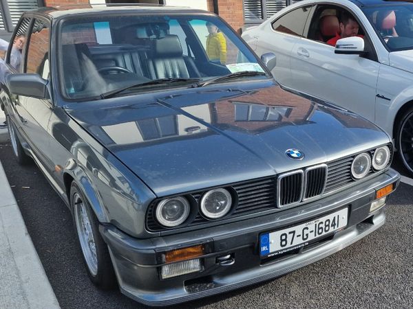 BMW 3-Series E30 325I Sport
