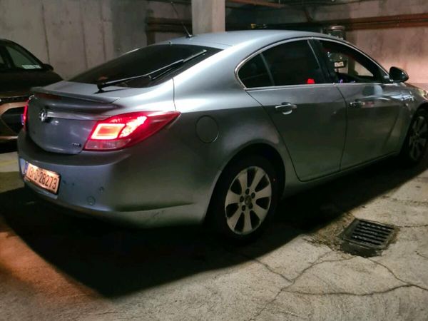 Insignia in very good condition Low mileage