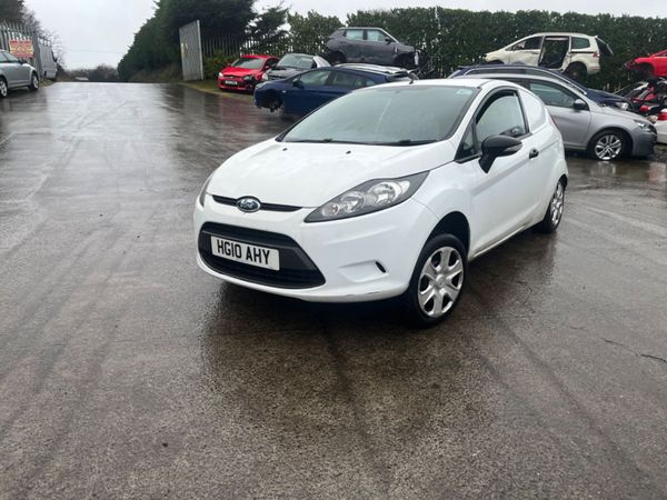 Ford Fiesta Hatchback, Diesel, 2010, 