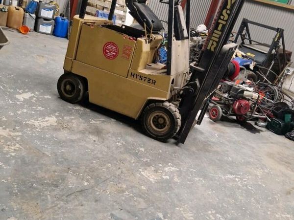 Hyster forklift battery's wanted