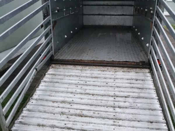 Ifor Williams cattle trailer 12x6