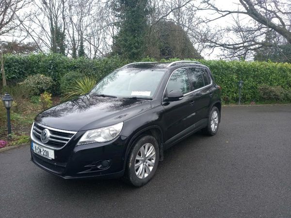 2011 VW Tiguan 4motion  4WD.