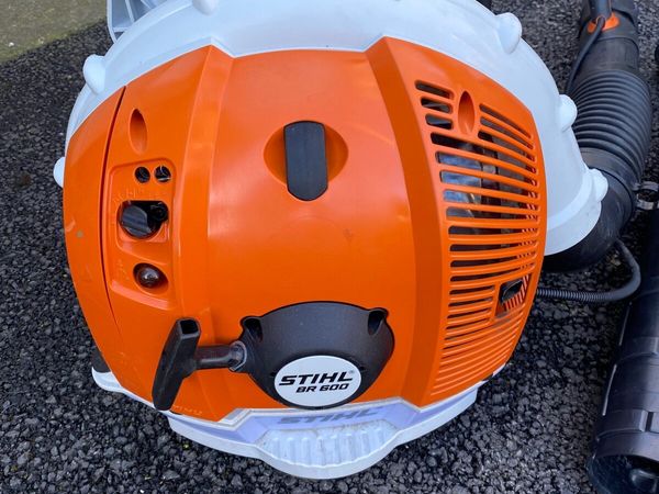 Leaf blower