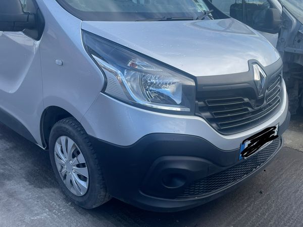 161 Renault traffic full front for sale