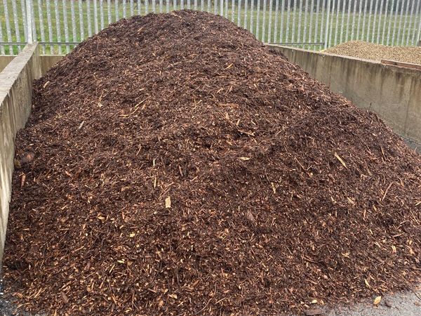 Bark mulch, topsoil, horse manure