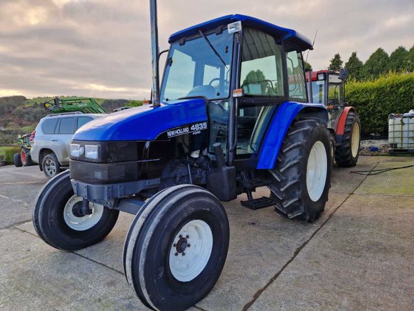 NEWHOLLAND 4835
