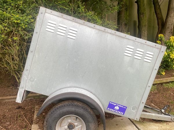 Steel Dog Trailer - 2 Berth/Partitioned
