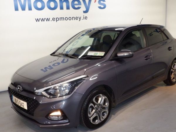 Hyundai i20 Deluxe 1.2l Petrol Hatchback Here AT
