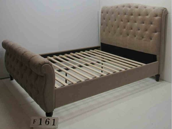 Buttoned kingsize 5ft bed frame.  #F161