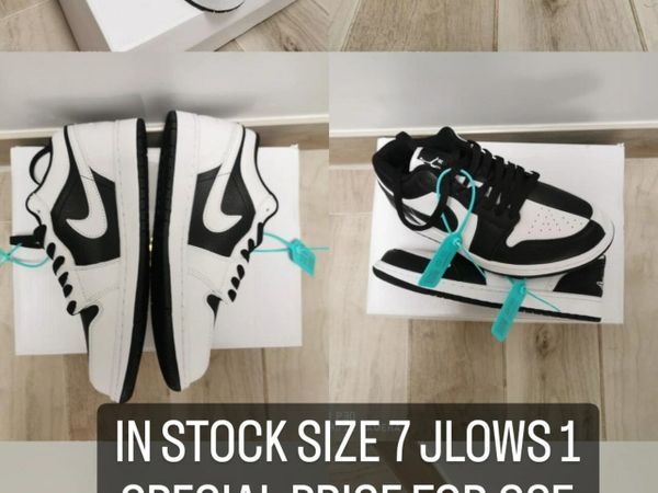 Size 7 Nike Jordans low dunk 1