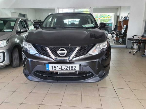 Nissan Qashqai Hatchback, Diesel, 2015, Black