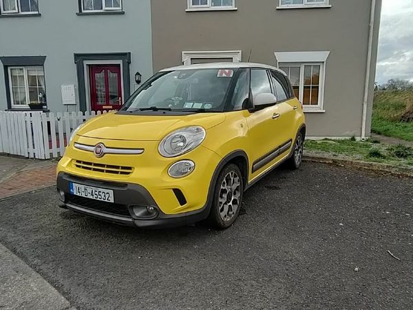 PRICED TO SELL Fiat 500L 2014