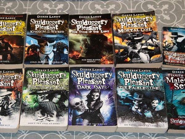 15  Skulduggery books  by Derek Landy Set