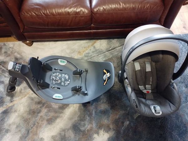 Cybex Car Seat and Base