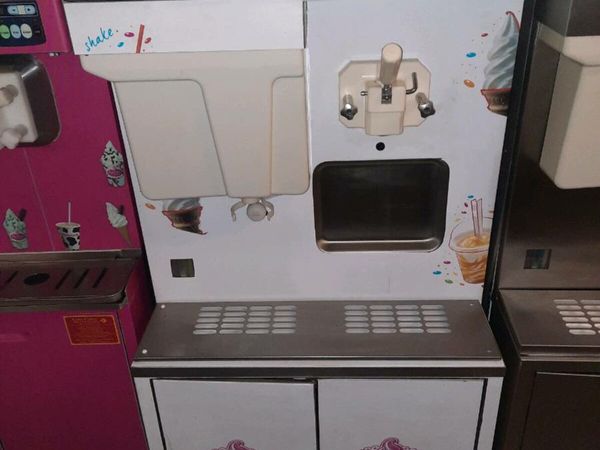 Ice cream and milkshake machines