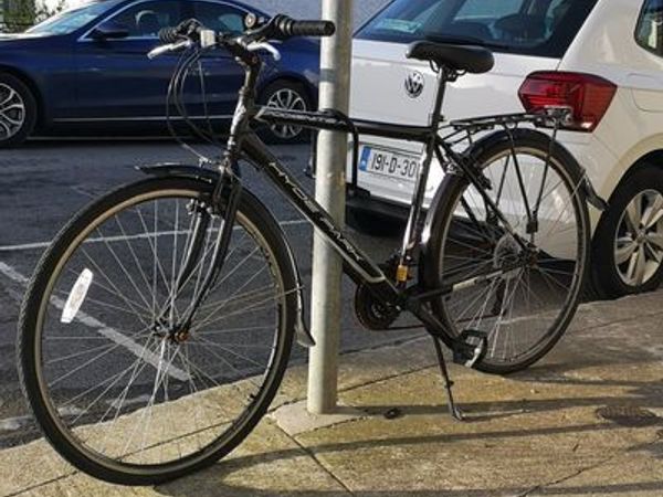 Ignite Hyde Park Hybrid Bike