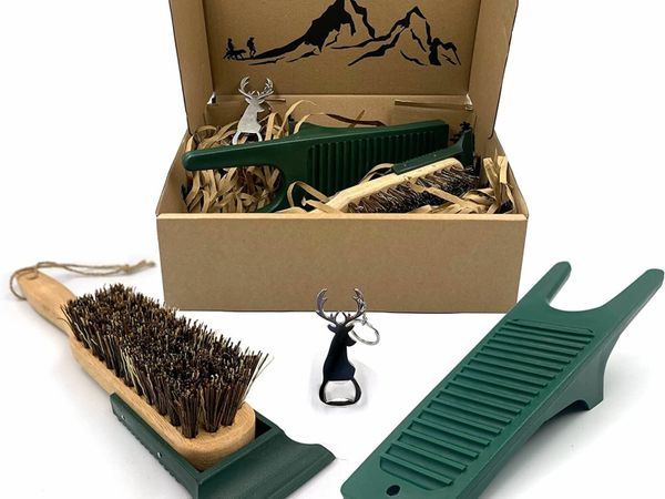 Boot Jack and Boot Brush Mud Remover Set