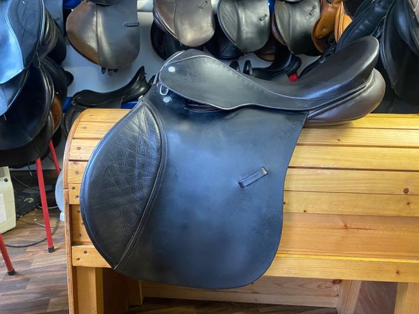 Berney brothers 18” black Leather saddle