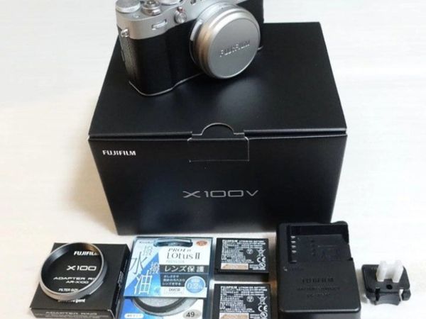 Fujifilm X100V 26.1MP Compact Camera