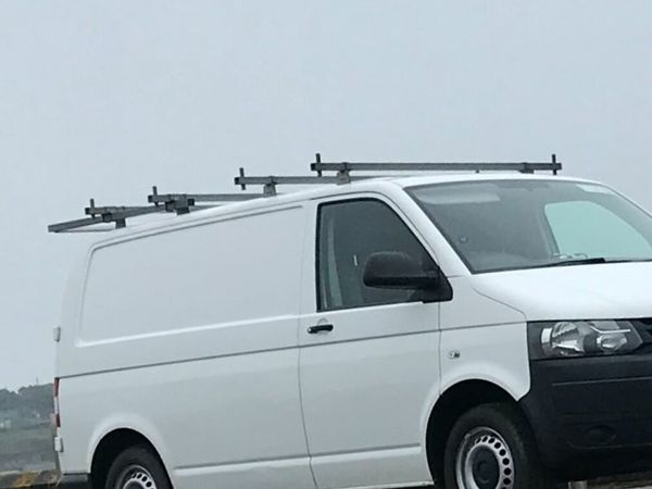 VW Transporter Heavy Duty roof rack with roller bar