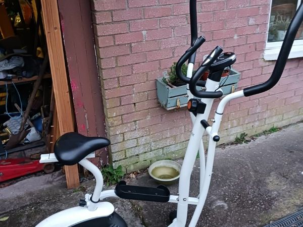 V-fit 2 in 1 Crosstrainer/Cycle