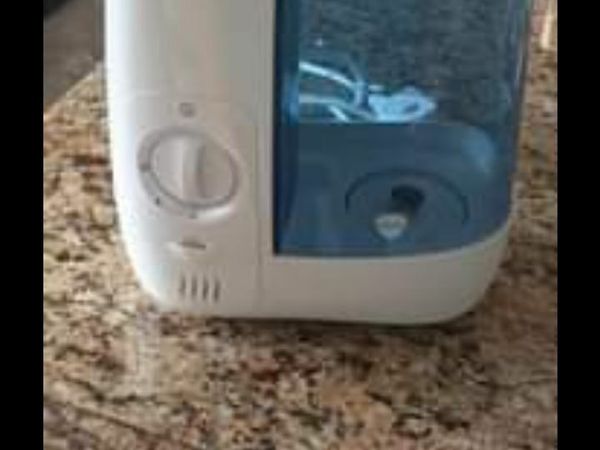Vicks Electrical Warm Steam Mist Room Humidifier