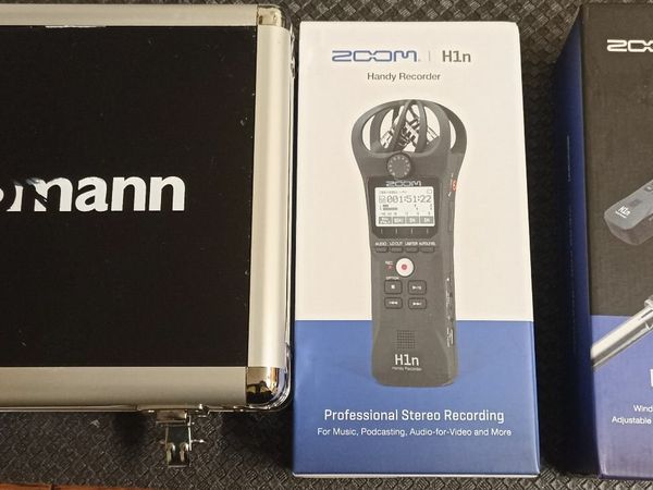 Zoom H1N Recorder and Accessories