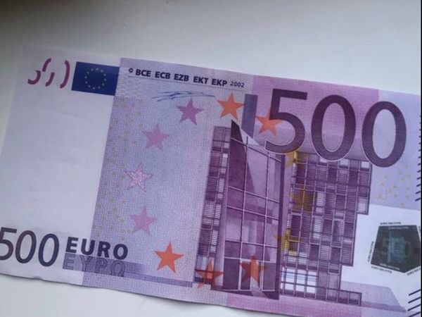 Vintage €500 Banknote