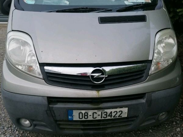 Opel vivaro 2.5 cdti