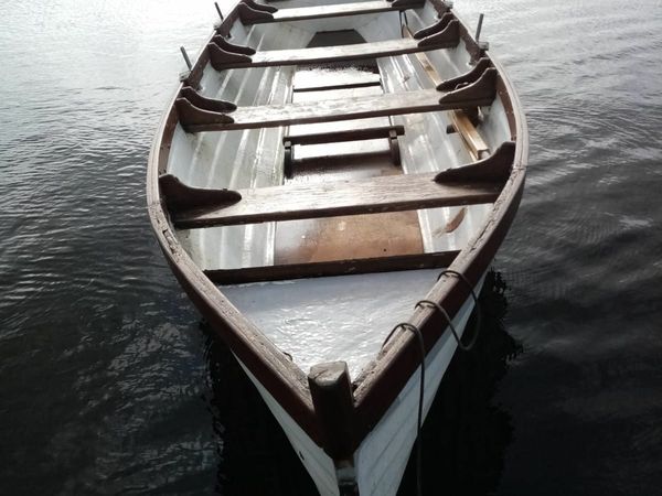 19ft sheelin boat