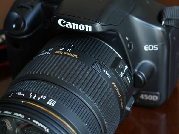 Canon 450D + Lens + Extras
