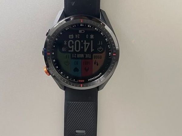 Garmin s62 Golf Watch
