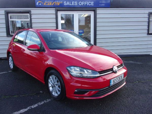 Volkswagen Golf Estate, Petrol, 2019, Red