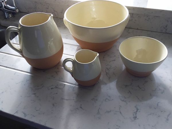 4 Pieces of Nicola Fascano Studio Pottery