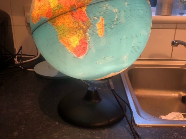 Light up globe of the world