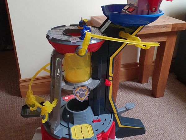 Paw Patrol mighty lookout tower playset