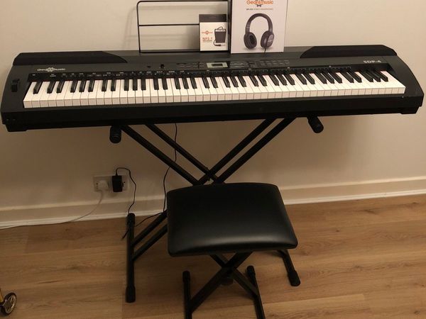 88 key keyboard, stool, stand, pedal, & headphone