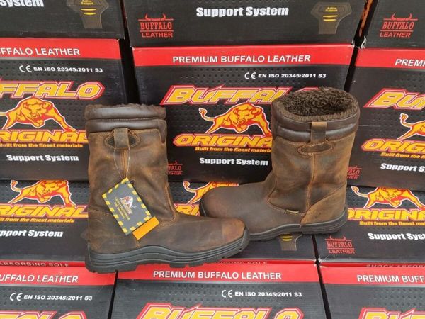 Buffalo rigger boots large selection of sizes