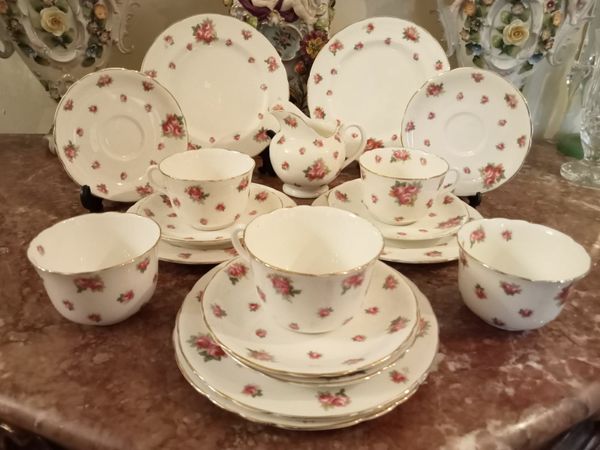 Royal Doulton teaset