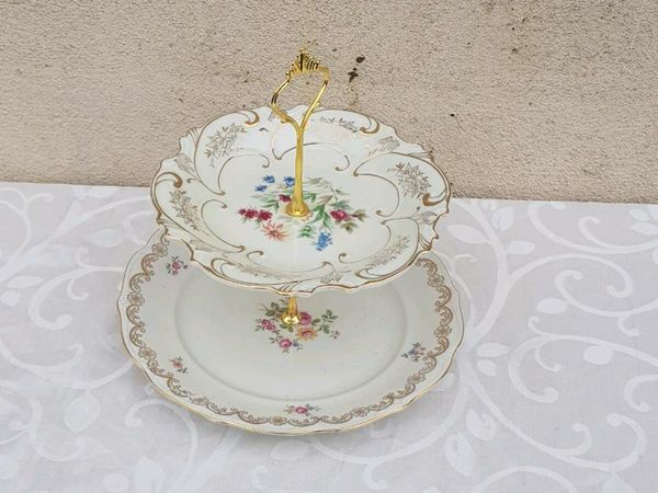China cake stand