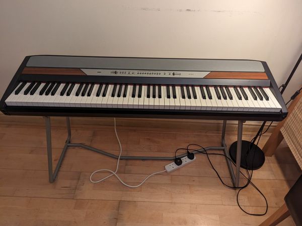Excellent Korg SP250 Electric Piano