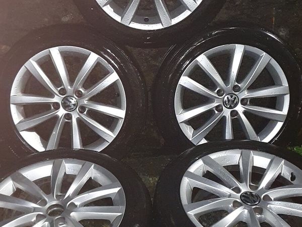New alloy's plus 5 bran new tyres