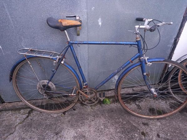 Vintage  raleigh  bike