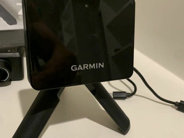 Garmin Approach R10 Golf Launch Monitor - MINT