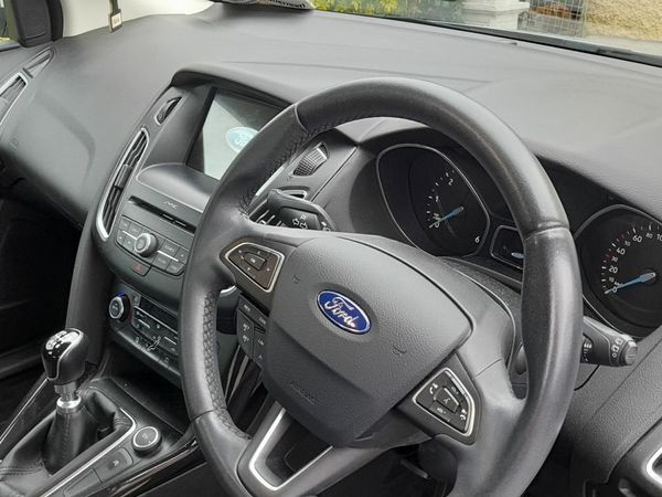 Ford Focus Hatchback, Diesel, 2018, Grey