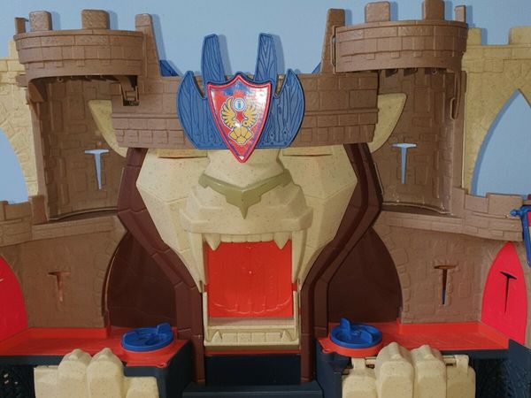 Imaginext toy castle and assesories