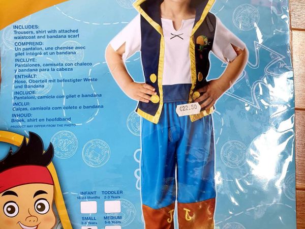 Jake and the Neverland pirate's costume