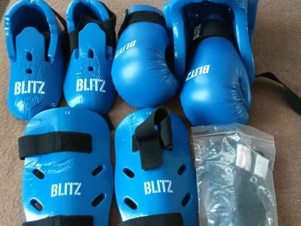 Blitz Taekwondo Kids Sparring gears X-Small
