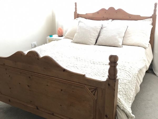 Handmade solid pine 4ft 6 bed frame
