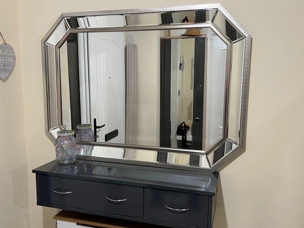 Beautiful mirror with the wall shelf with drawers